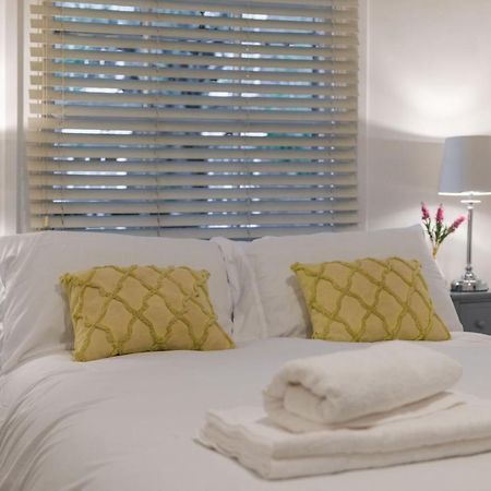 Three-Bedroom Bliss In London Town 外观 照片