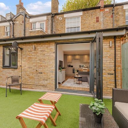 Three-Bedroom Bliss In London Town 外观 照片