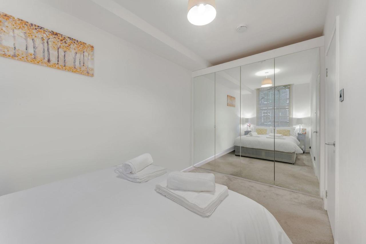 Three-Bedroom Bliss In London Town 外观 照片