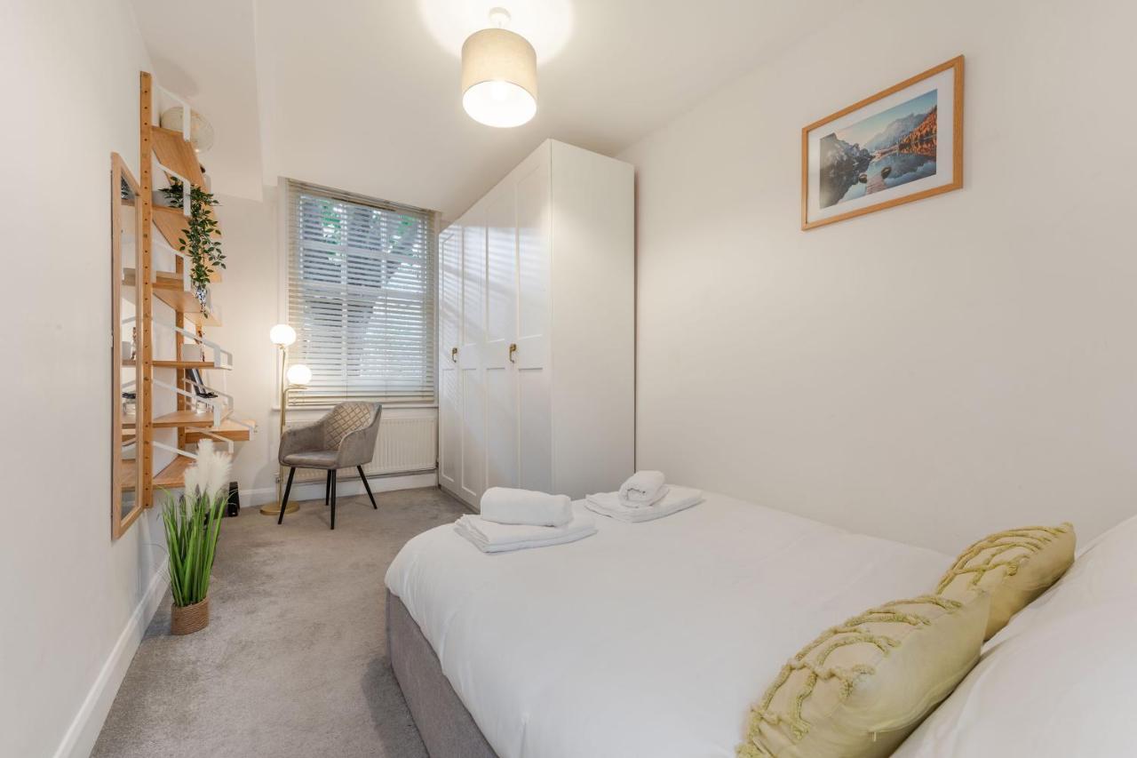 Three-Bedroom Bliss In London Town 外观 照片