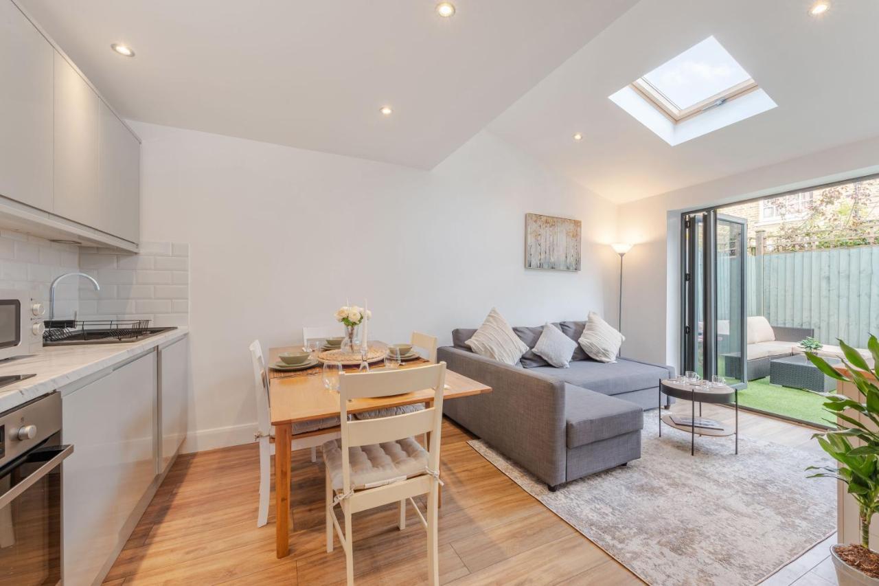 Three-Bedroom Bliss In London Town 外观 照片